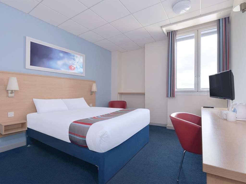 Travelodge Newbury Tot Hill Highclere Kamer foto