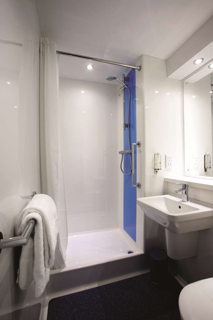 Travelodge Newbury Tot Hill Highclere Kamer foto