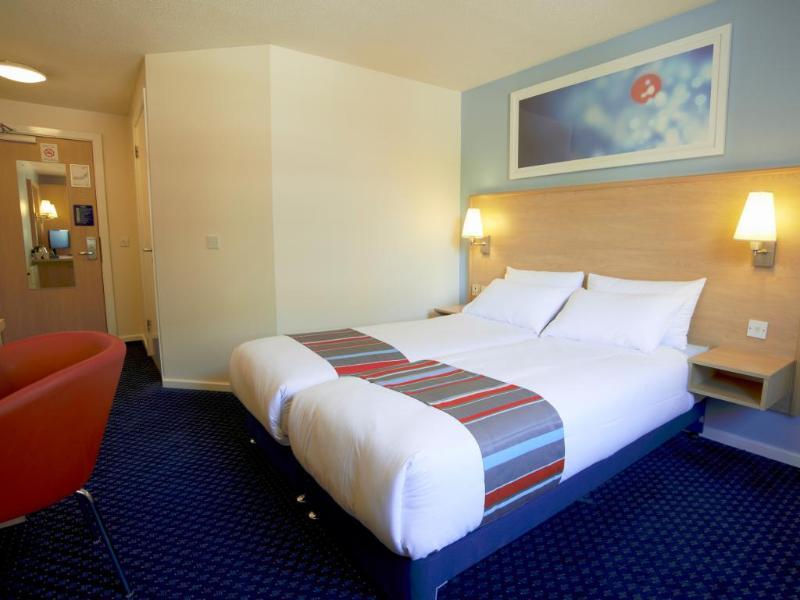 Travelodge Newbury Tot Hill Highclere Buitenkant foto
